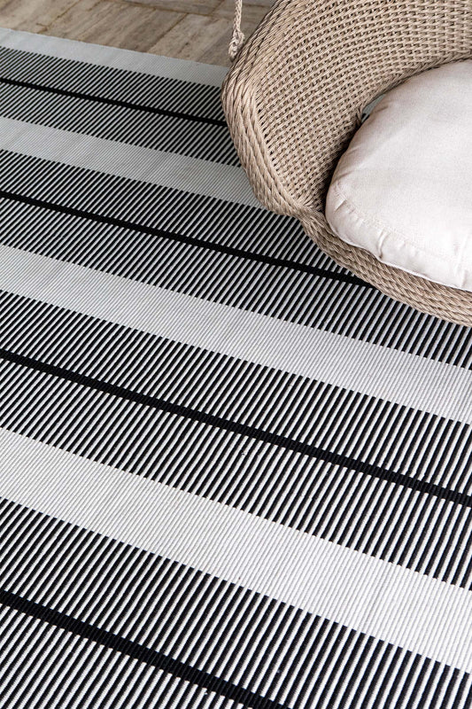 JOY NEGATIVO OFF WHITE & NEGRO