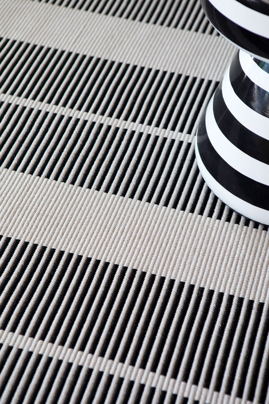 JOY POSITIVO OFF WHITE & NEGRO