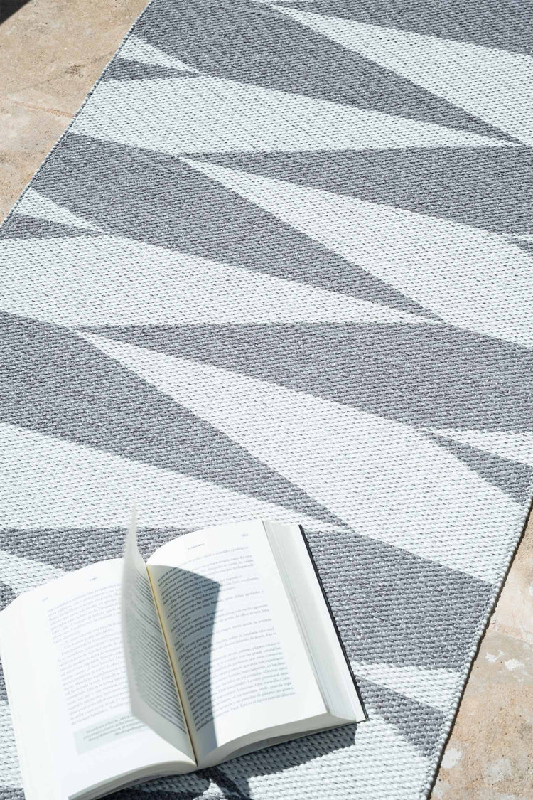 Zig Zag Gris & Blanco